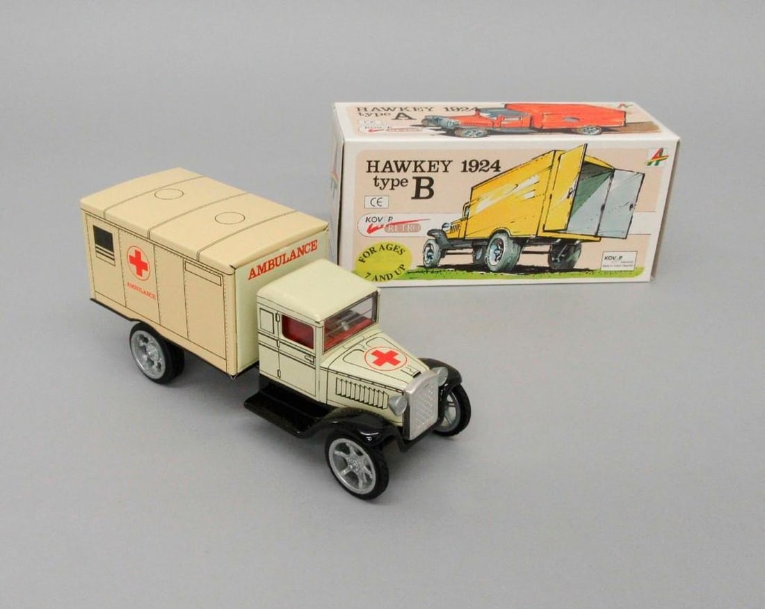 Kovap, ambulance truck (1 of 1)