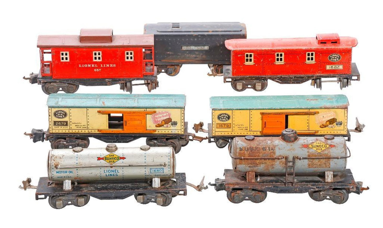 Seven Pre and Post War Lionel and Lionel Lines Cars (1 of 2)