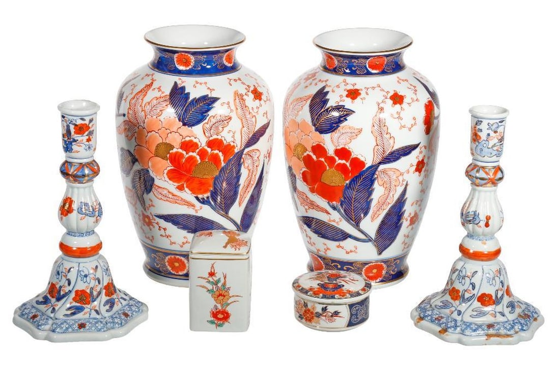 Lot of Imari Style Porcelains (1 of 5)