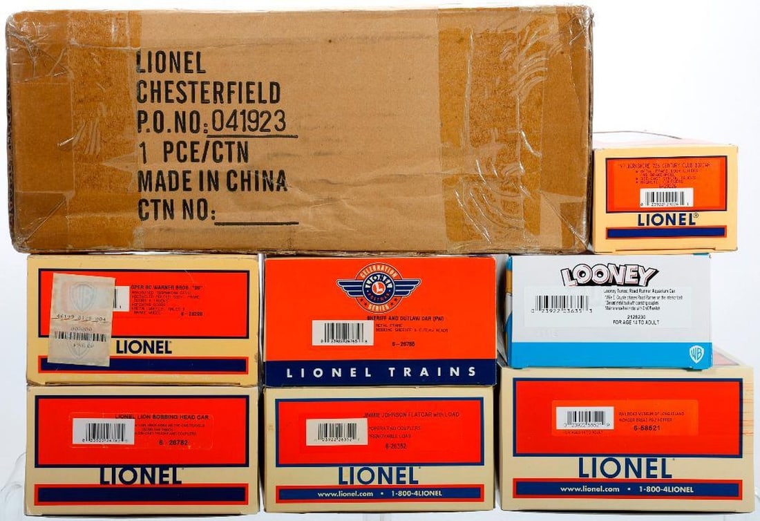 (8) Lionel O Gauge Modern Era Freight Cars: (8) Lionel O Gauge Modern Era Freight Cars 6-26298 Operating Box Car Warner Brothers "00" Animated Tasmanian Devil 6-52415 MLR Sheriff and Outlaw Car TCA Club Car 6-26352 Jimmie Johnson Flatcar with