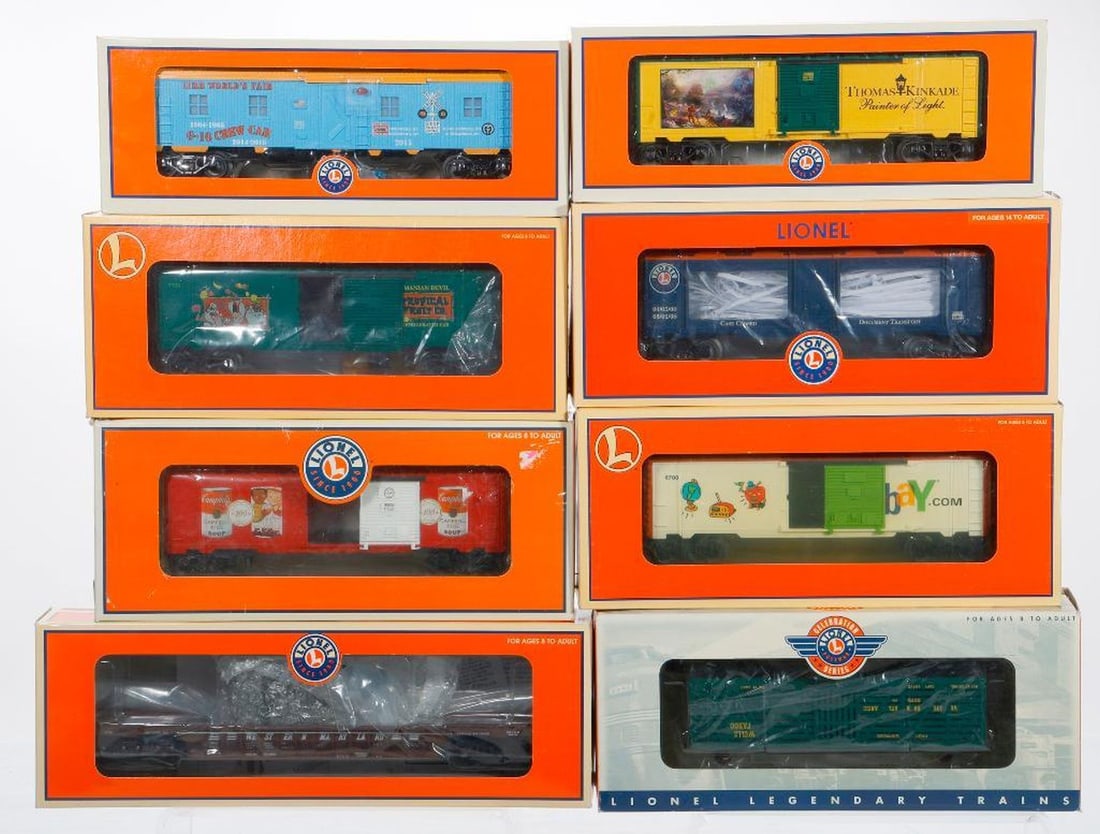 (8) Lionel O Gauge Modern Era Freight Cars - 2