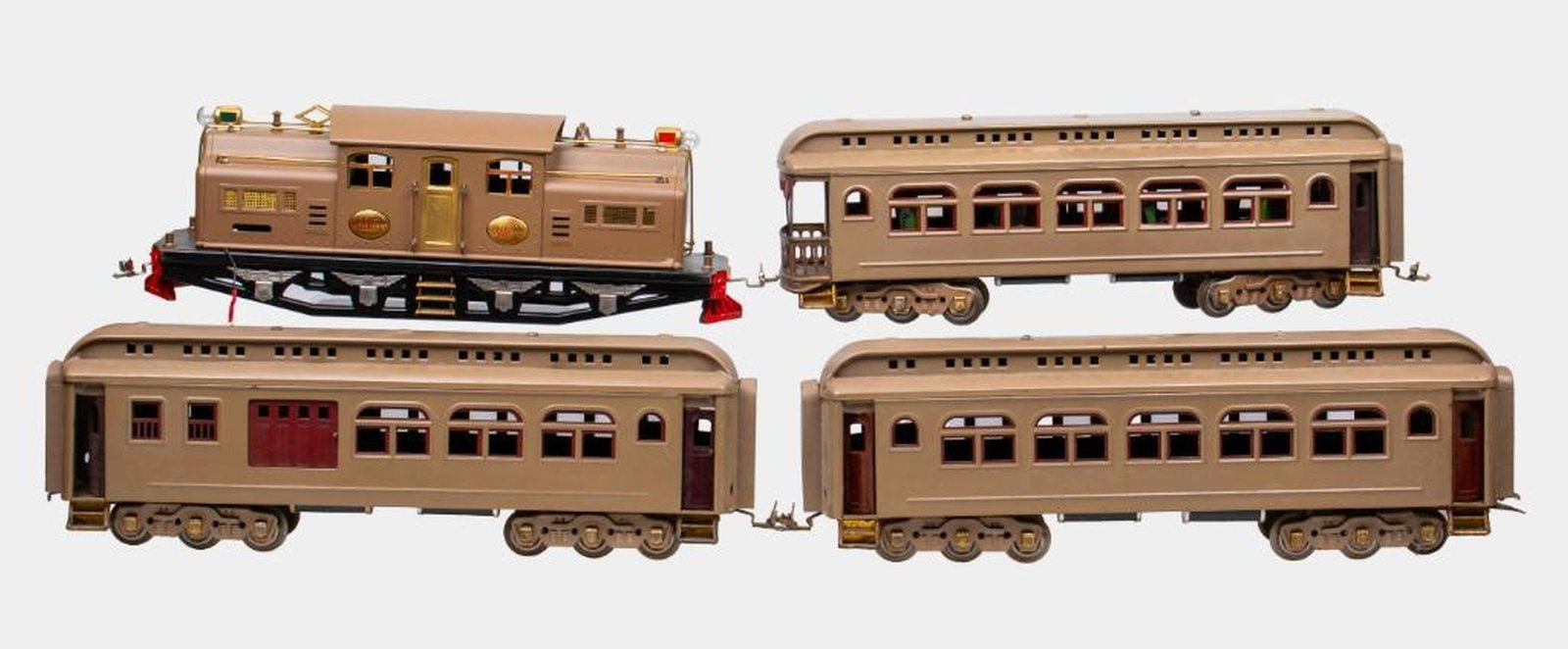 Lionel Standard Gauge Prewar 402E and three passenger cars - all repaints - 2