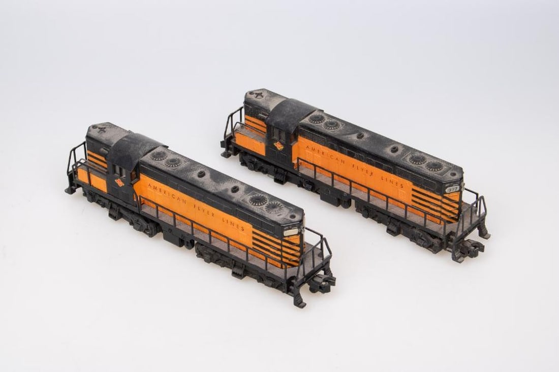 American Flyer S Gauge Texas & Pacific GP7 Locos - 2