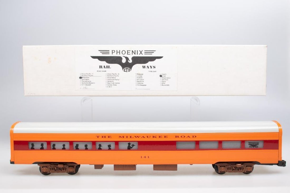 Phoenix Rail Ways, Ltd. O Gauge Milwaukee Road Hiawatha Diner - 2