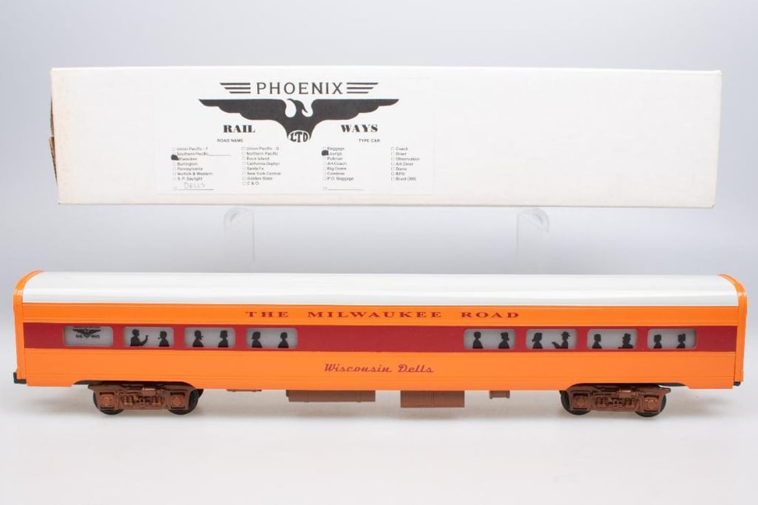 Phoenix Rail Ways, Ltd. O Gauge Milwaukee Road Hiawatha Wisconsin Dells Lounge: Phoenix Rail Ways, Ltd. O Gauge Milwaukee Road Hiawatha Wisconsin Dells Lounge Passenger Car in original box.