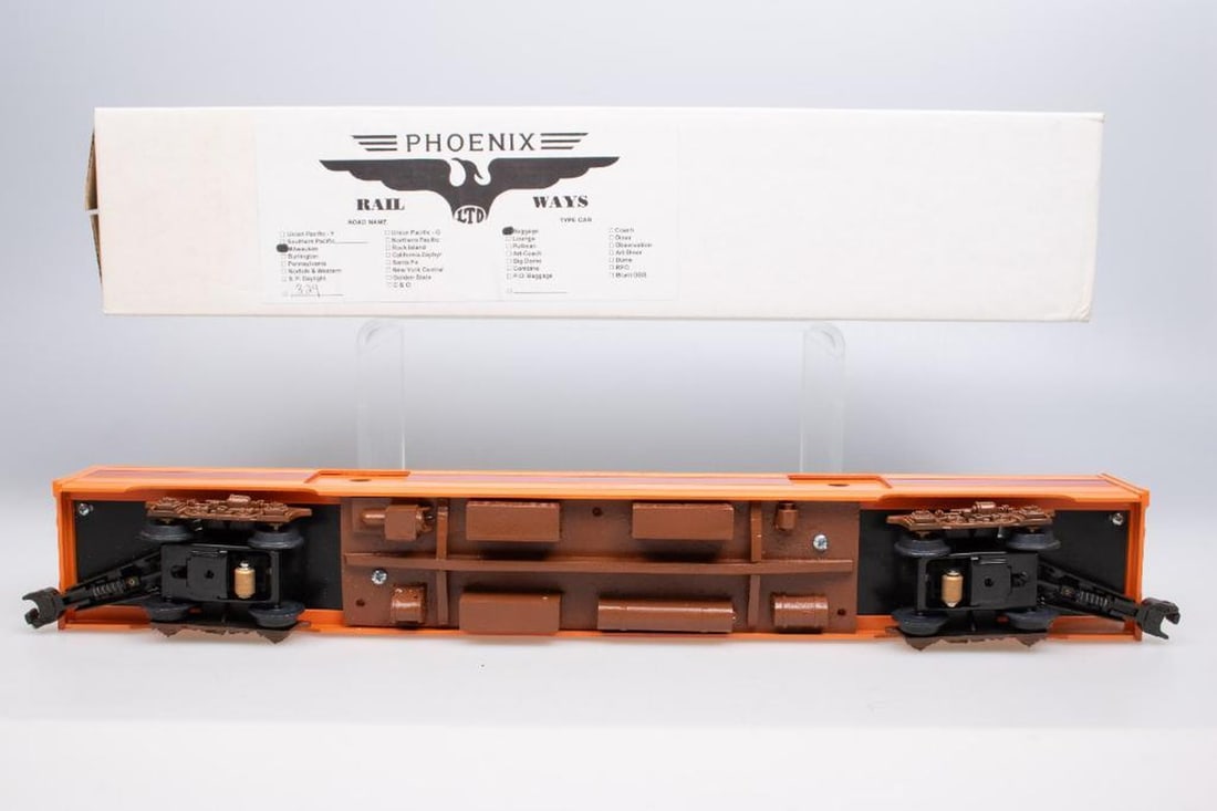 Phoenix Rail Ways, Ltd. O Gauge Milwaukee Road Hiawatha 329 Baggage Car - 3