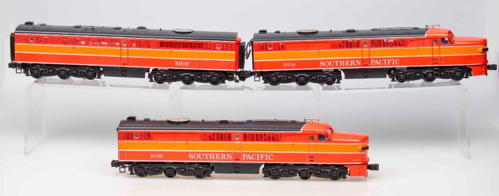 MTH O Gauge 3-Rail SP Daylight Alco PA-PB-PA Loco - 2