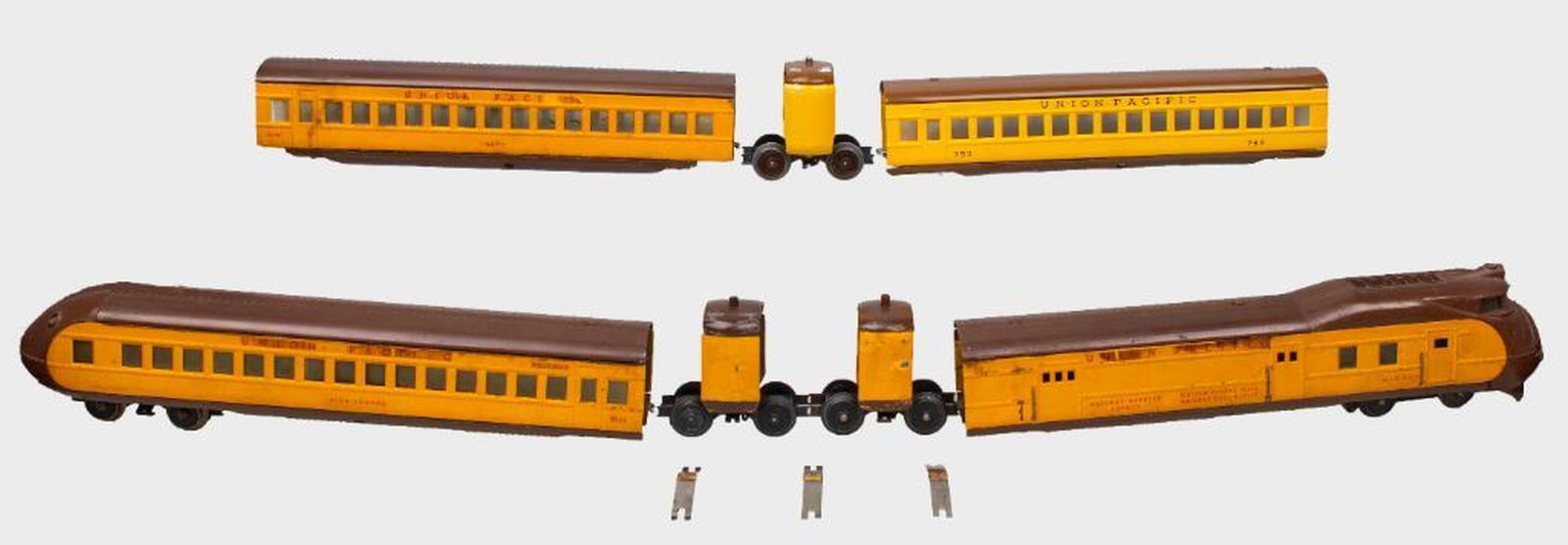 Lionel O Gauge Pre War Union Pacific M10,000 (1 of 4)