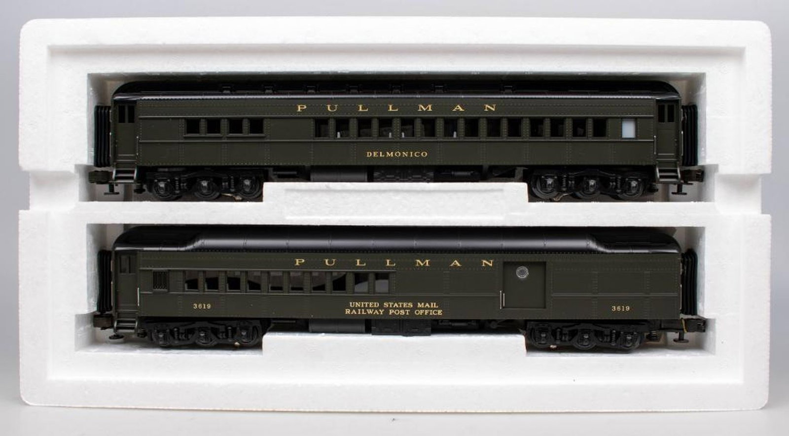 MTH O Gauge Scale Madison Combine/Diner Set - 3