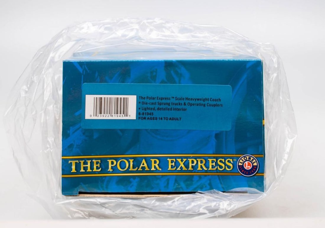 Lionel O Gauge Modern Era Polar Express HW Coach - 2
