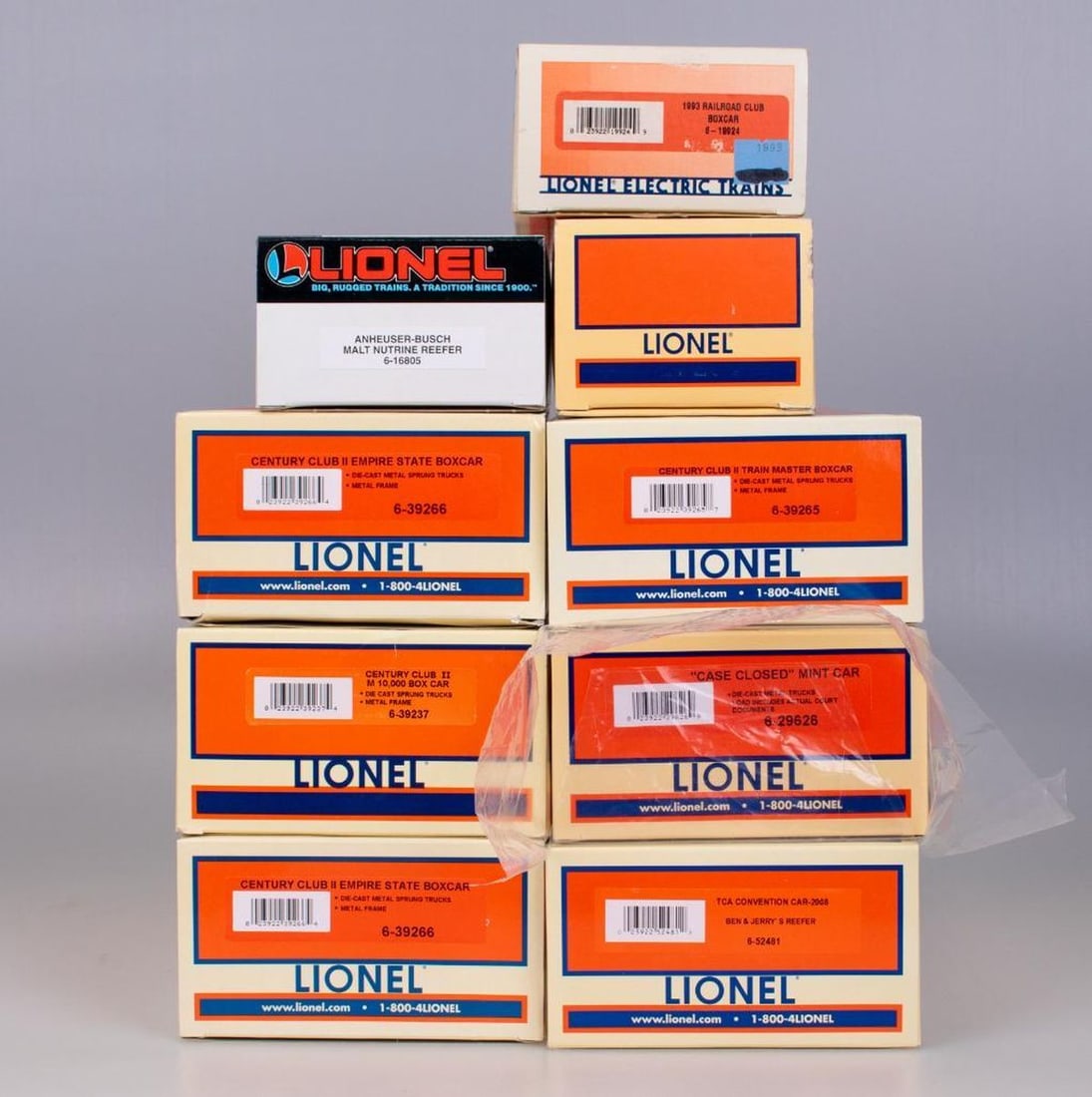 (9) Lionel O Gauge Modern Era Special Release Freight Cars - 2