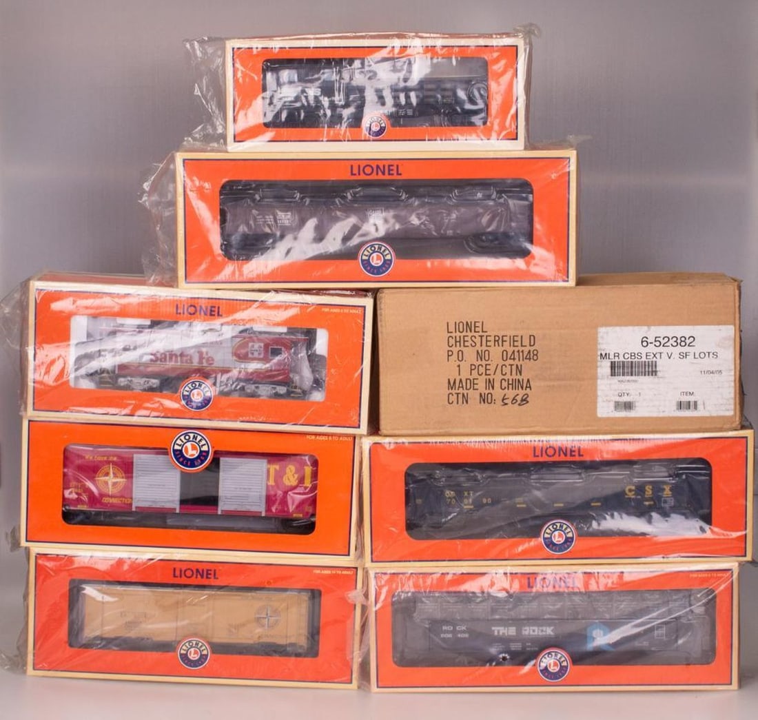 (7) Lionel O Gauge Modern Era Freight Cars: (7) Lionel O Gauge Modern Era Freight Cars 6-17273 DT&I Double Door Boxcar with Auto Frames 6-17480 Rock Island PS-5 Gondola with Containers 6-27394 Detroit, Toledo and Ironton Steel Sided Reefer