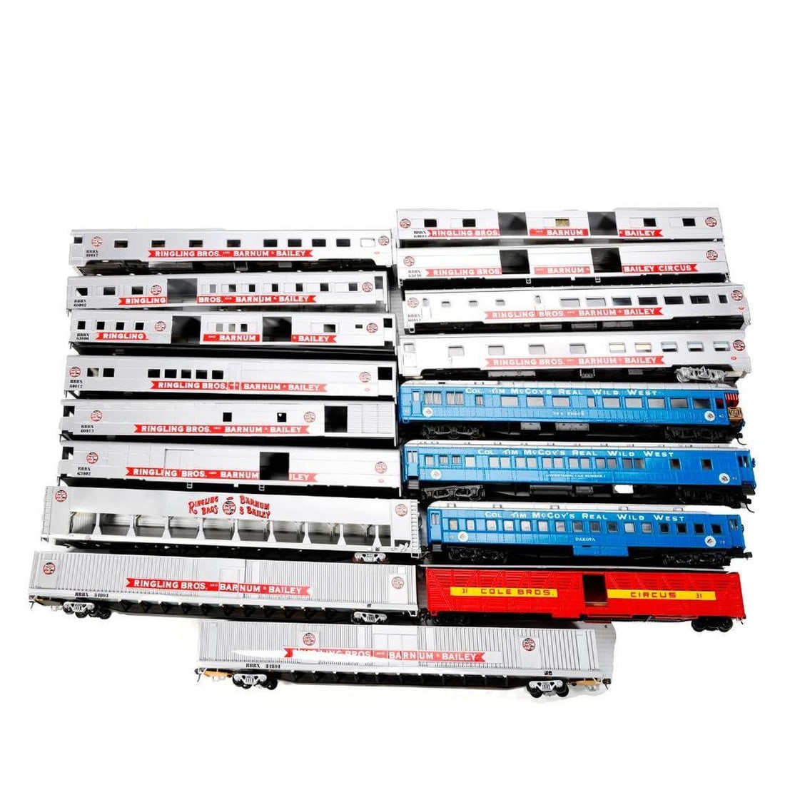 Custom Circus Cars HO Scale various completion levels - 2