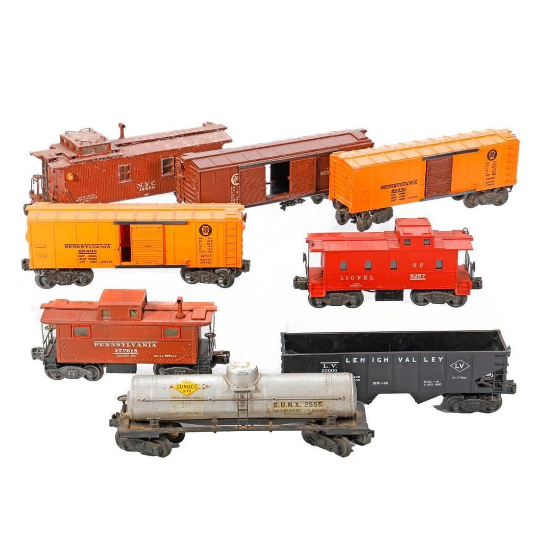 (9) Lionel O Gauge Postwar Freight Cars with Coil Couplers (1 of 3)
