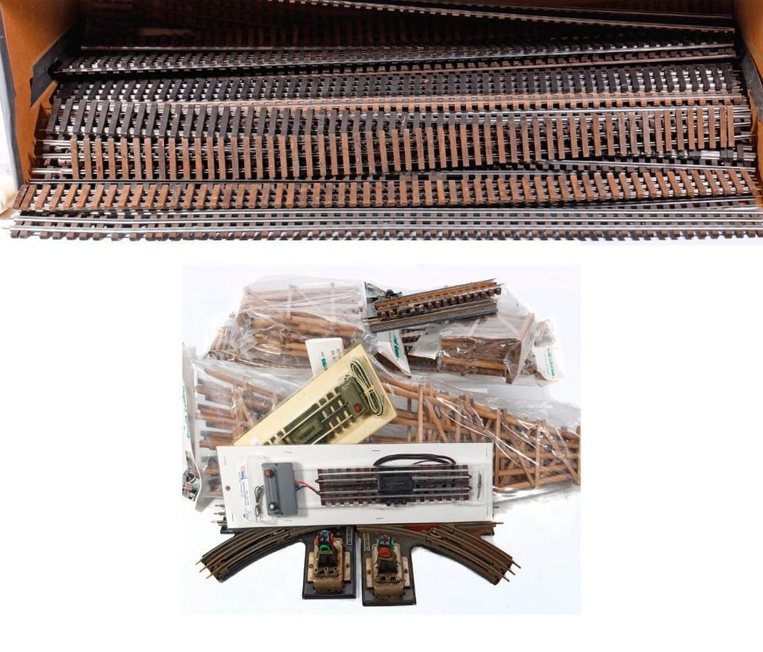 O Gauge Gargraves long track sections, activator sections, wood trestle kit, Lionel Switches (1 of 3)