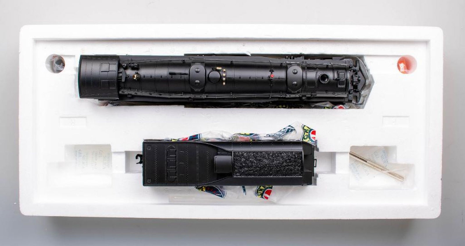 Lionel O Gauge Modern Era ATSF LionMaster 2-6-6-4 #1798 - 3