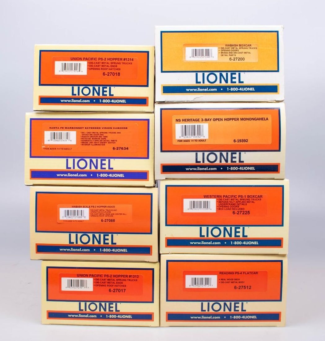 (8) Lionel O Gauge Modern Era Freight Cars - 2