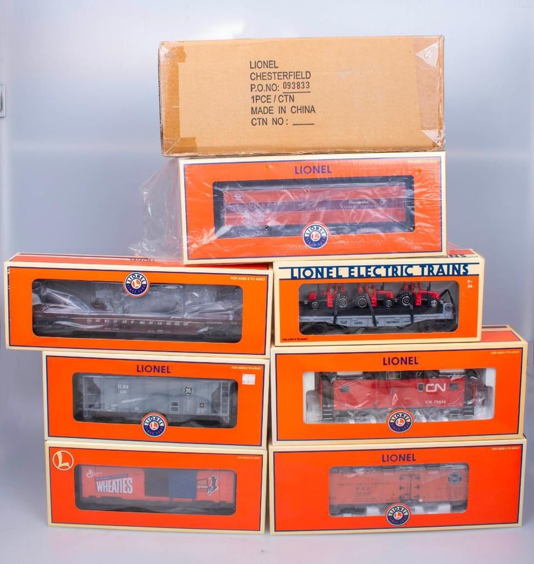 (7) Lionel O Gauge Modern Era Freight Cars (1 of 2)