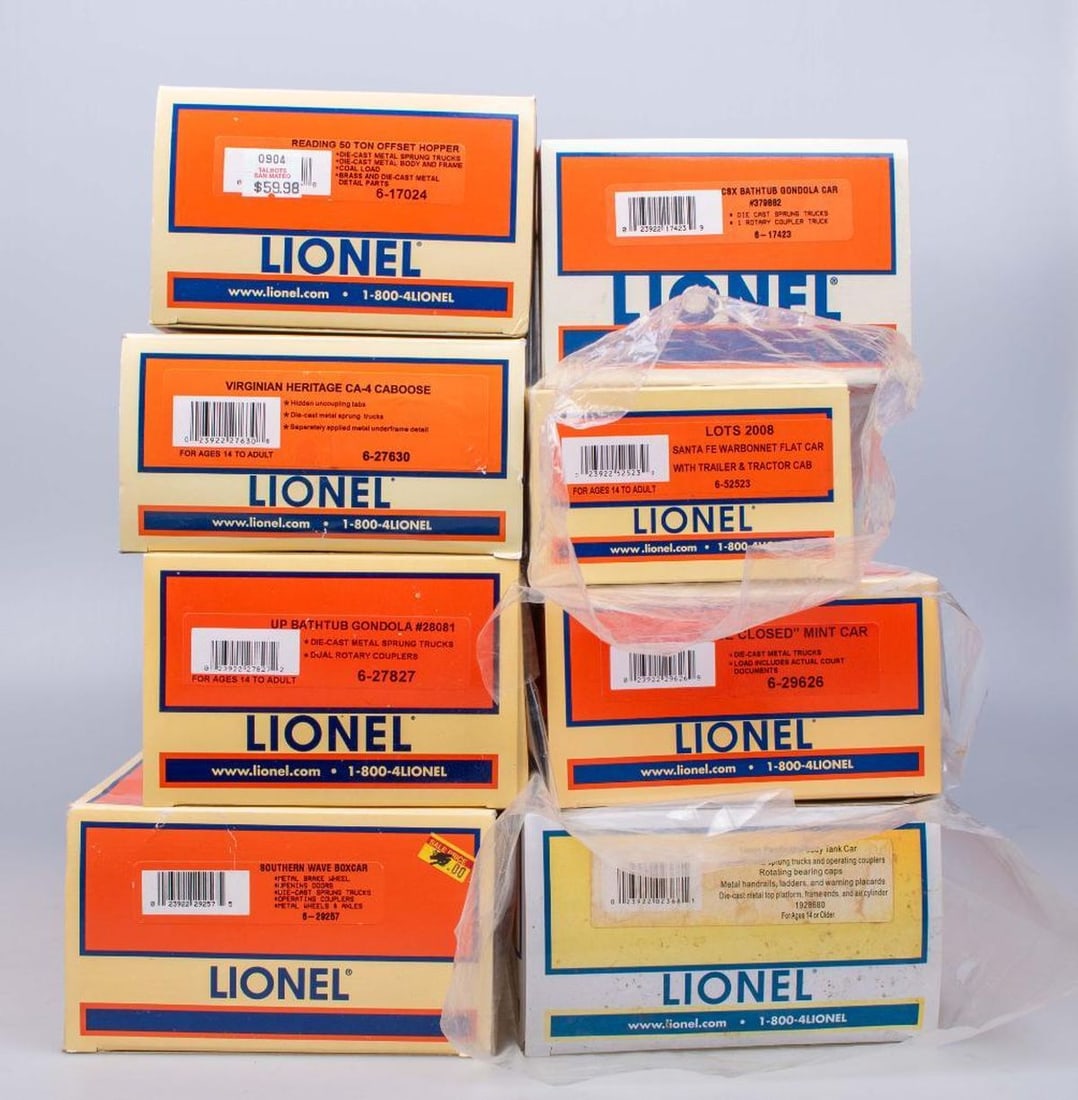(8) Lionel O Gauge Modern Era Freight Cars - 3