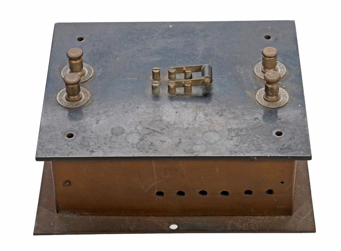 Vintage Electrical/Amplifier Component (1 of 3)