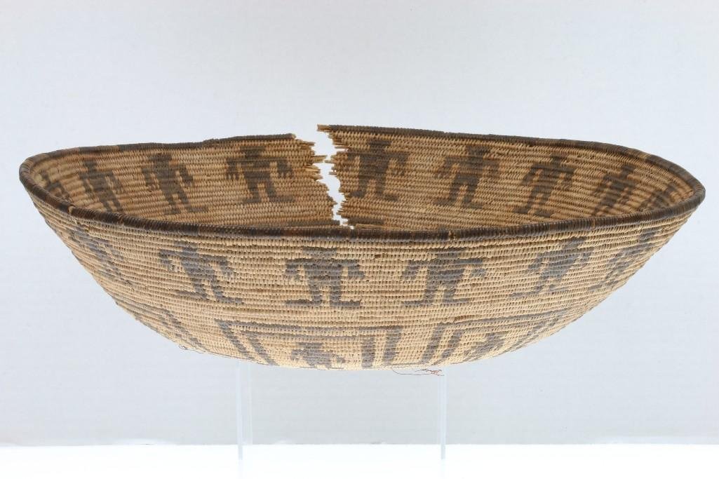 An Apache tray (1 of 4)