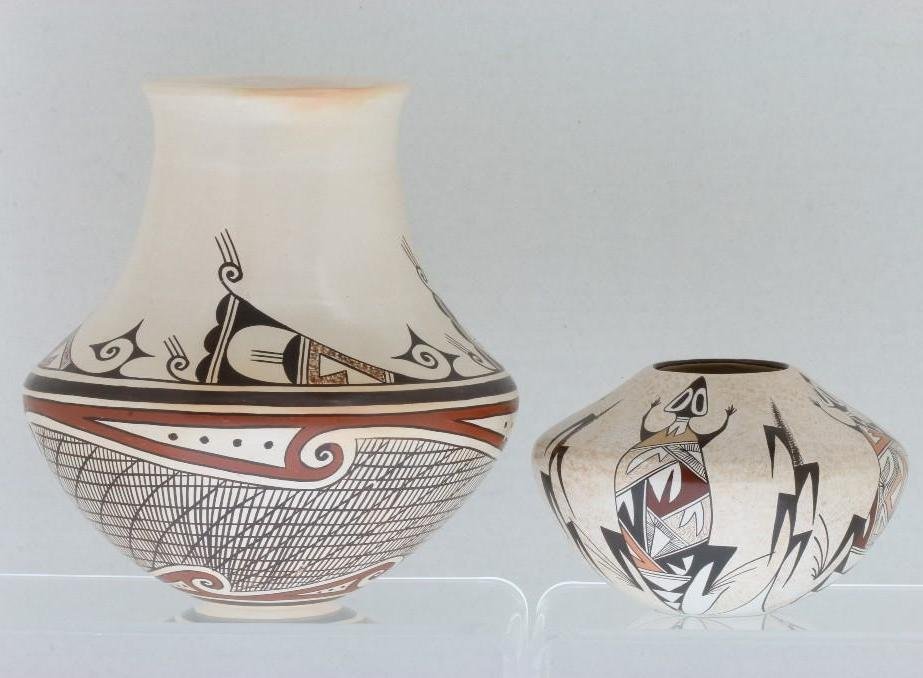 Two Hopi polychrome vessels (1 of 8)
