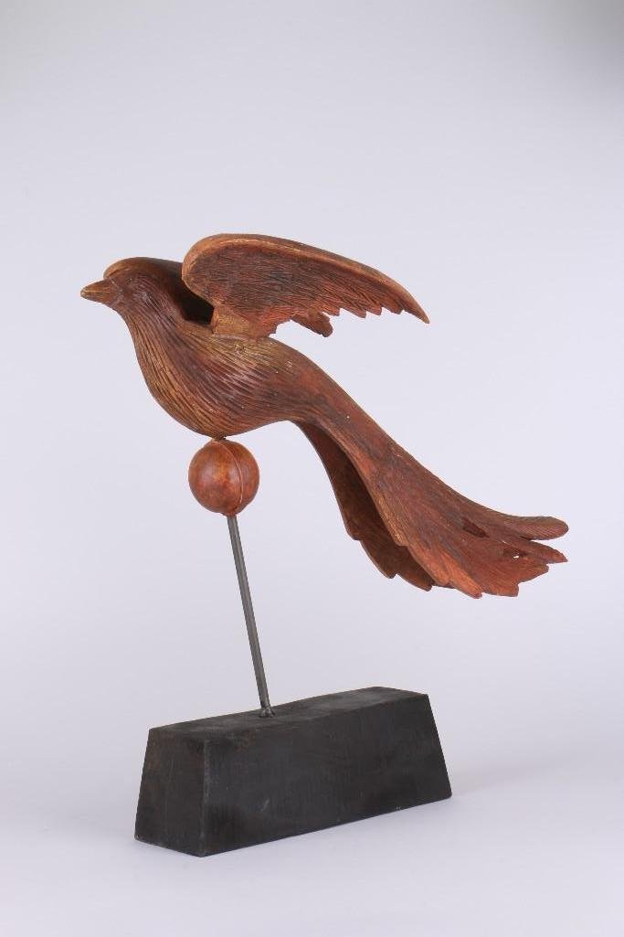 AMERICAN FOLK ART BIRD CARVING, LATE 20TH CENTURY (1 of 4)