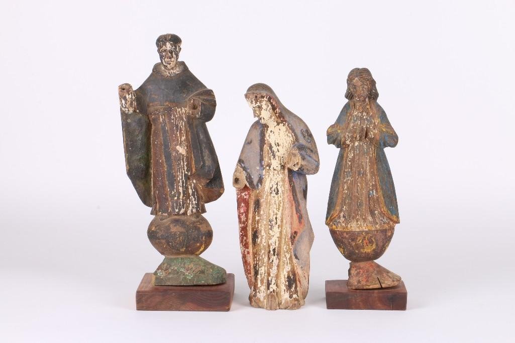 THREE SPANISH COLONIAL SANTOS FIGURES, 19TH CENTURY (1 of 4)