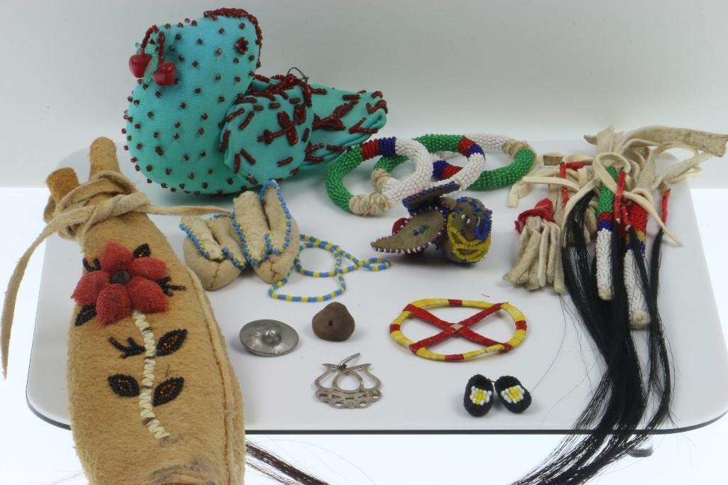 COLLECTION OF NATIVE AMERICAN ADORNMENTS (1 of 3)