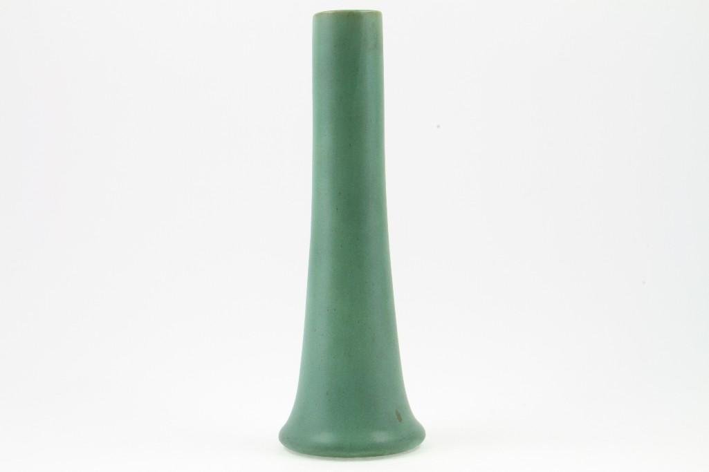 TECO POTTERY VASE, DESIGNED BY GATES, #123 (1 of 4)