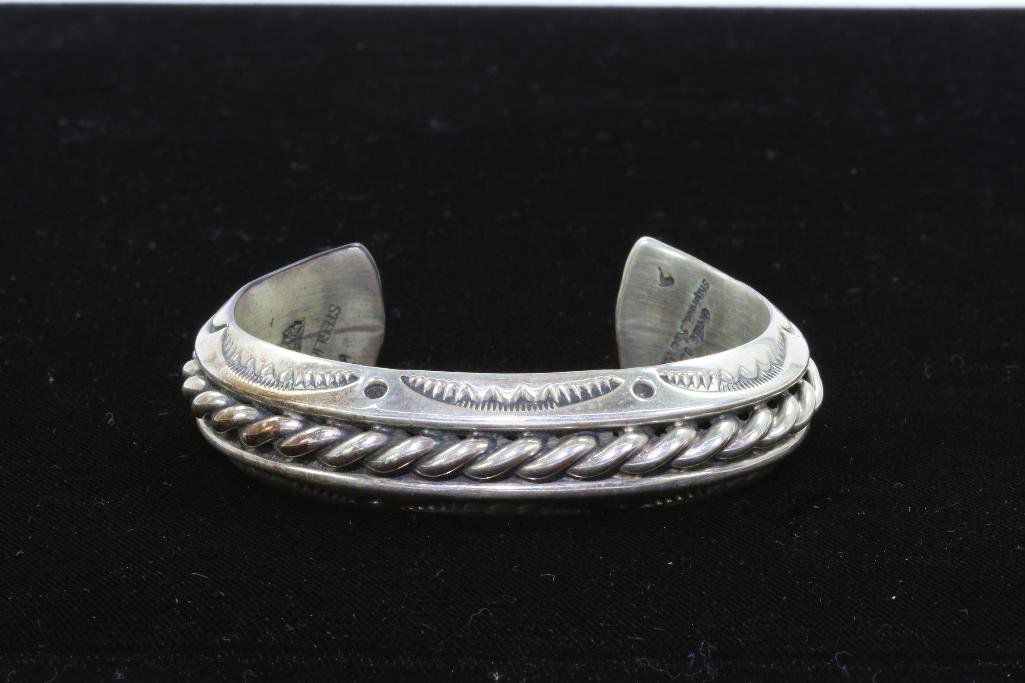NATIVE AMERICAN CUFF BRACELET STERLING SILVER (1 of 3)