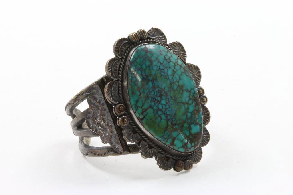 NATIVE AMERICAN TURQUOISE STERLING SILVER CUFF BRACELET (1 of 3)