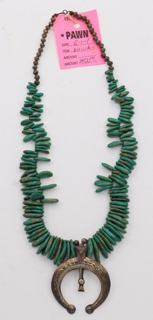 NATIVE AMERICAN NAVAJO TURQUOISE NECKLACE (1 of 2)