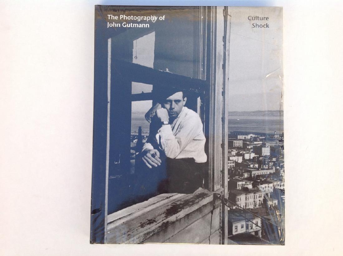 The Photography of John Gutman: Culture Shock,: The Photography of John Gutmann: Culture Shock Gutmann, John;Phillips, Sandra S.;Philips, Sandra;Iris and B. Gerald Cantor Center for the Visual Arts at Stanford Unive Published by Merrell, United Kin