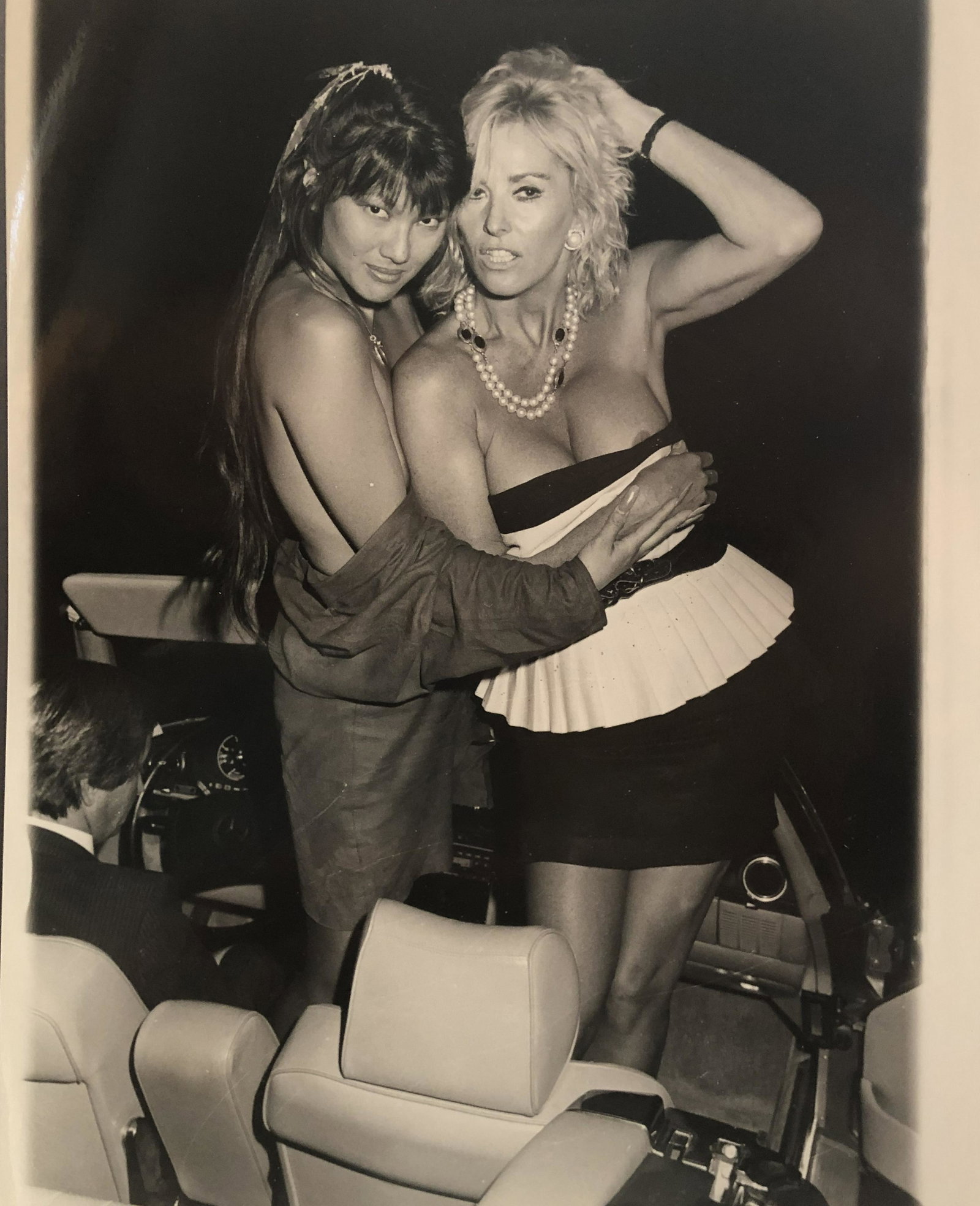 Edie Williams and Mai-Lan xxx rated Actresses: Edie Williams and Mai-Lan both xxx rated actresses at Nicky Blair restaurant in Hollywood for dinner w/ friends. Stopped to pose for photographers on the way out and pulled traffic to a grinding halt 