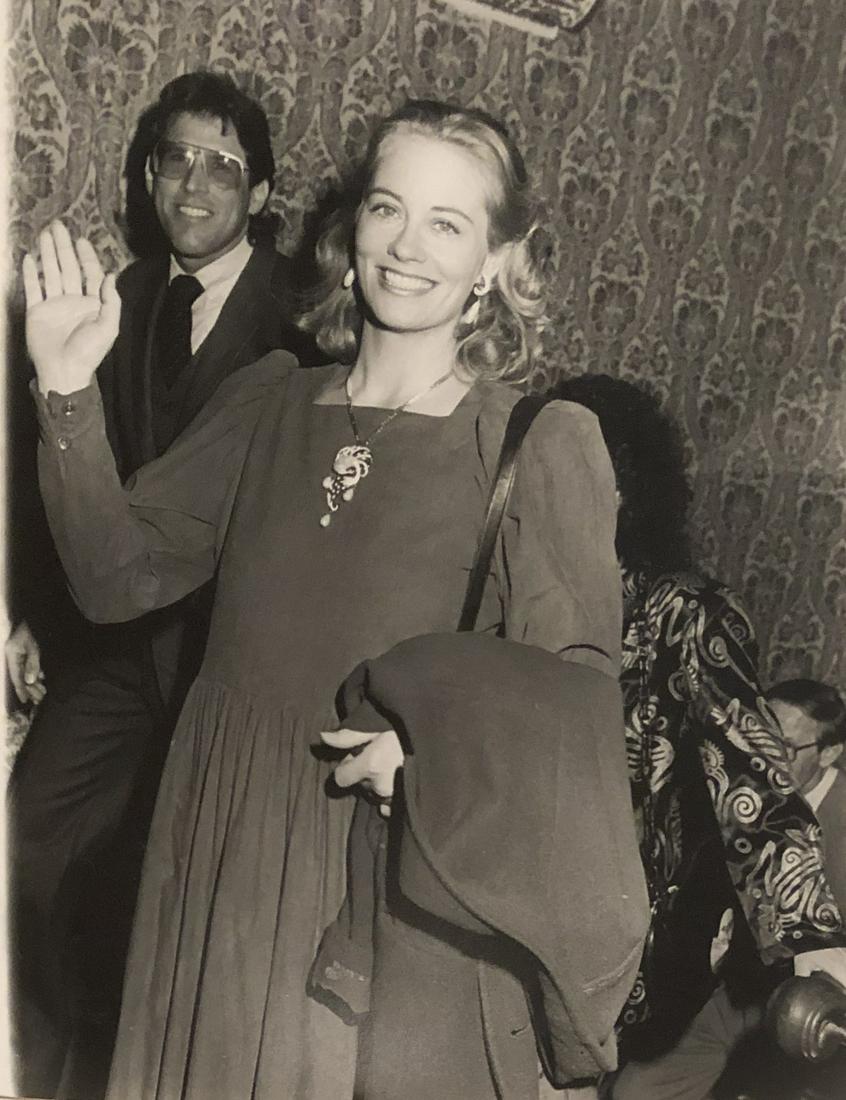 Cybill Shepherd 1986 - photographer stamp verso (1 of 2)