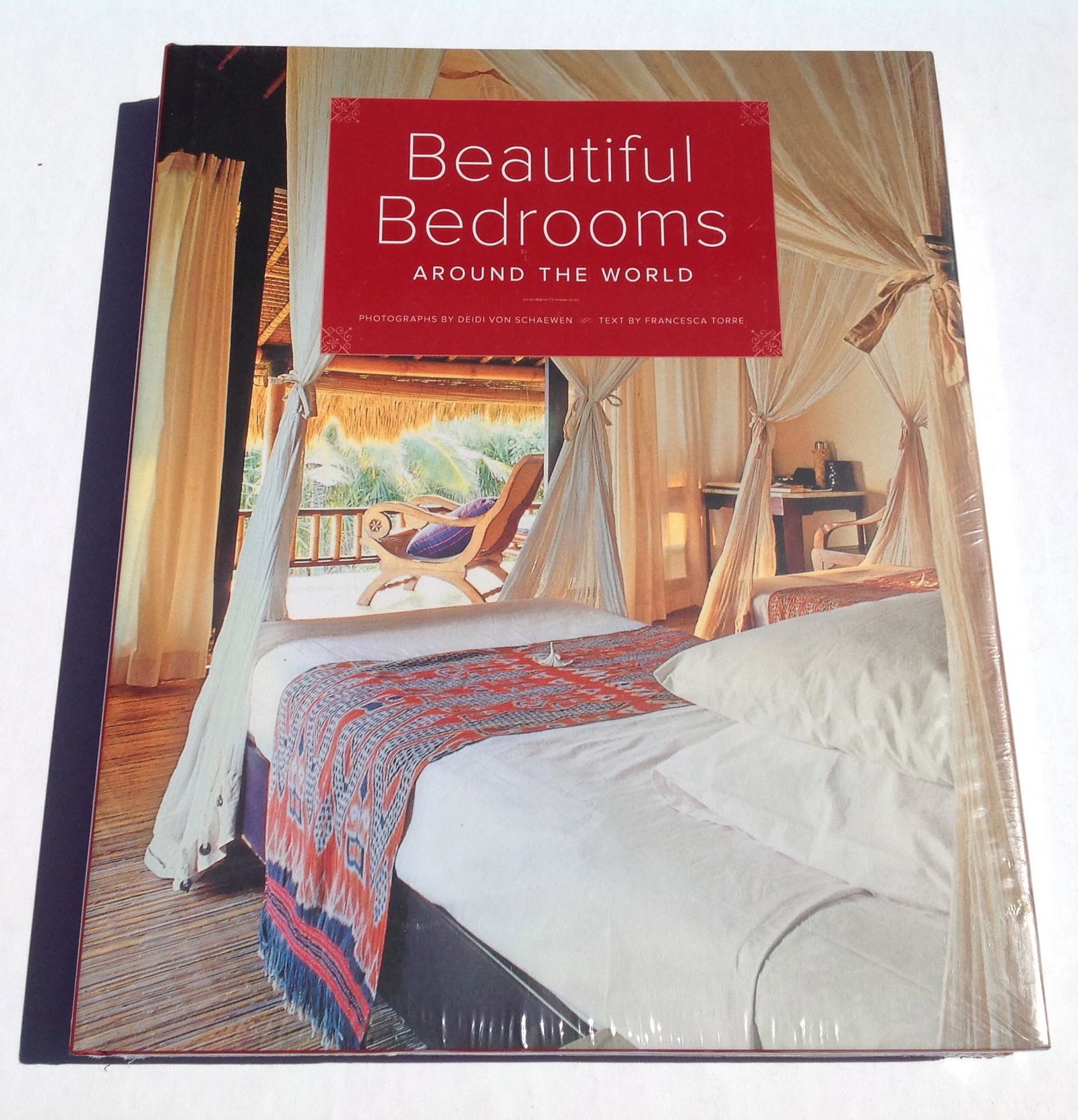 Beautiful Bedrooms Around the World by Deide Von: Beautiful Bedrooms Around the World Von Schaewen, Deide Published by Stewart Tabori & Chang, Edison, New Jersey, U.S.A., 2008 Bibliographic Details Title: Beautiful Bedrooms Around the World Publisher