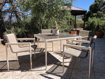 Richard Schultz Mid Century Modern -set of (4) 1966 series chairs and large dining table