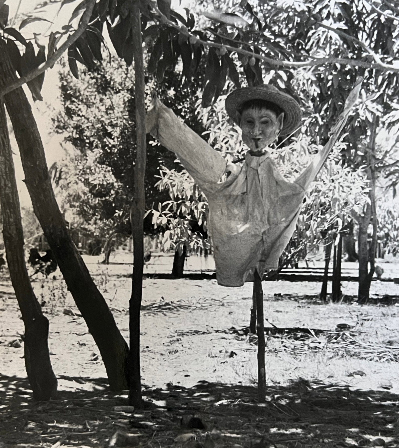 Marguerite Baker Johnson - Mid Century Photograph- Prominent Americana Photographer. Scarecrow -: Photographer : Marguerite Baker Johnson. Black and white Vintage Mid Century Photograph. Dimensions: 8 x 7.5 Stamped Verso. Johnson was a native of Brussles Belgium and was a noted female photographer