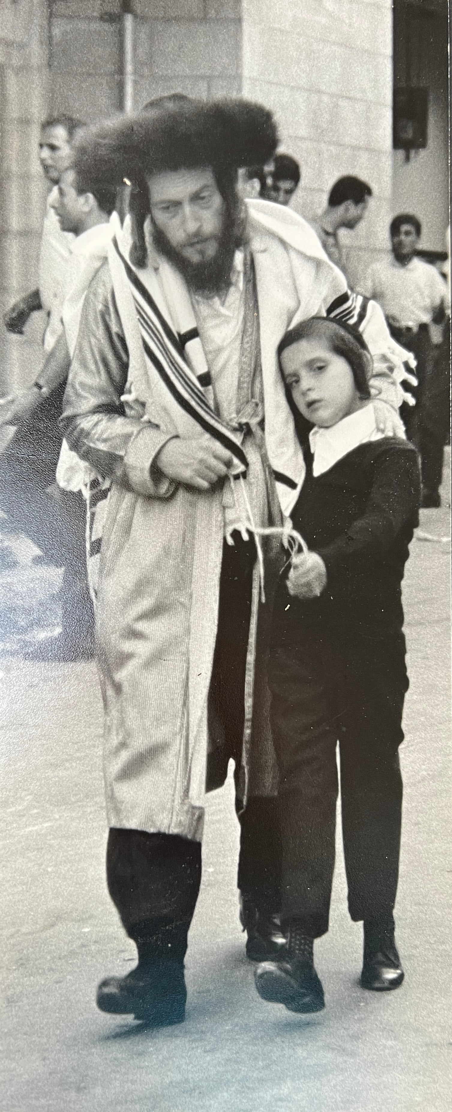 Peter Fink (1907-1984) -signed vintage photograph Judaica Rabbi with boy (1 of 4)