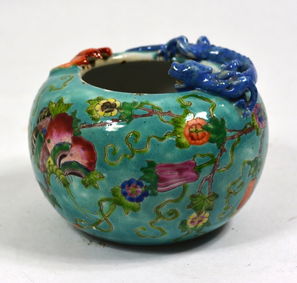 Chinese Famille Rose Procelain Brush Washer (1 of 8)