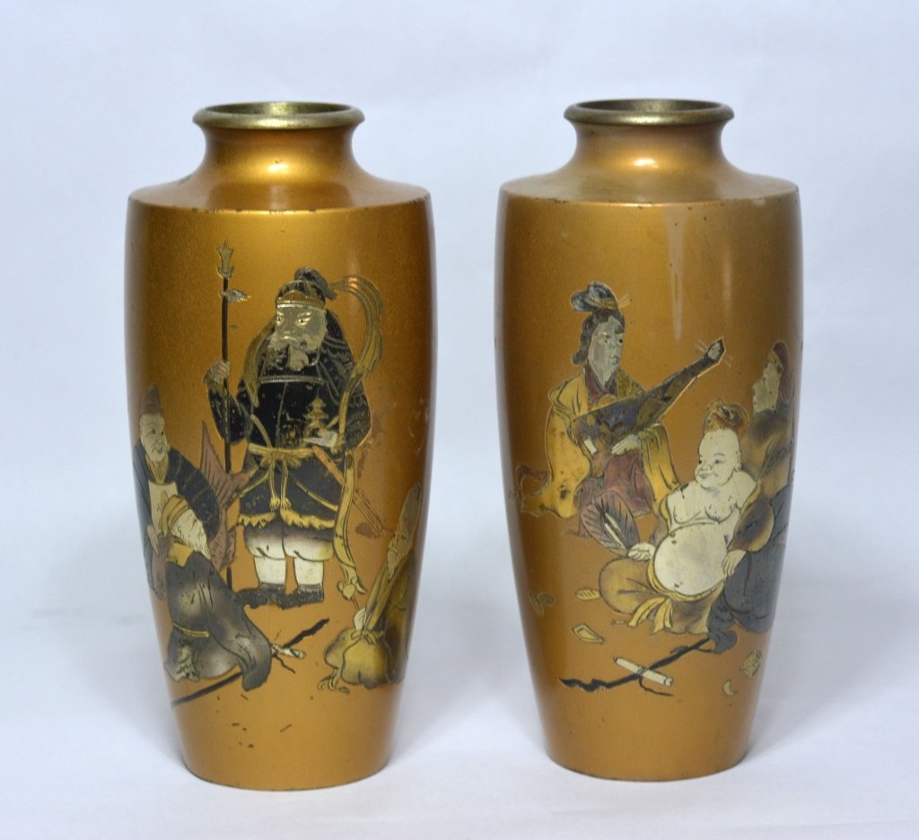 Pair Of Japanese Bronze Vase (1 of 7)