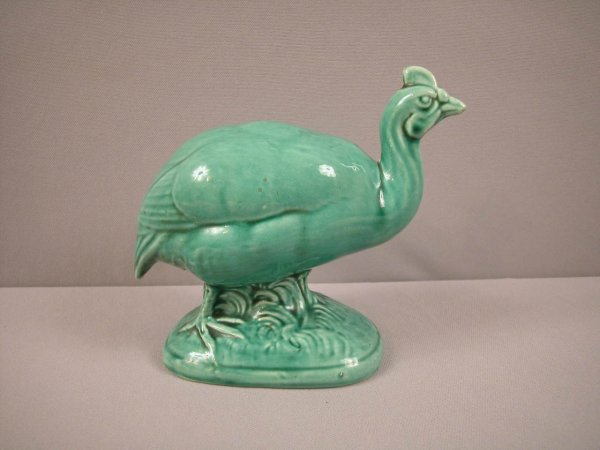 SARREGUEMINES figure of a green partridge, 7"h, #5: SARREGUEMINES figure of a green partridge, 7"h, #5025