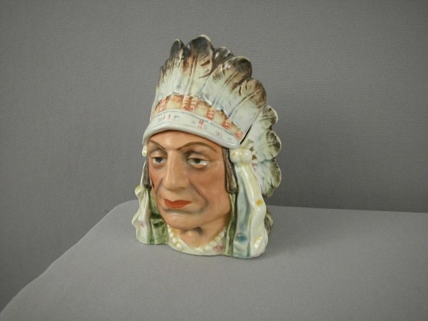 Majolica Indian chief humidor, 5 1/2" : Majolica Indian chief humidor, 5 1/2"
