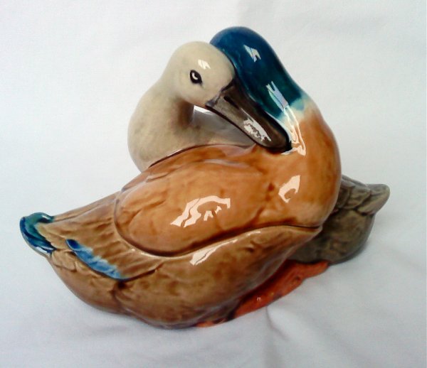 SARREGUEMINES loving ducks covered box, 9 1/2"l, r: SARREGUEMINES loving ducks covered box, 9 1/2"l, rare form