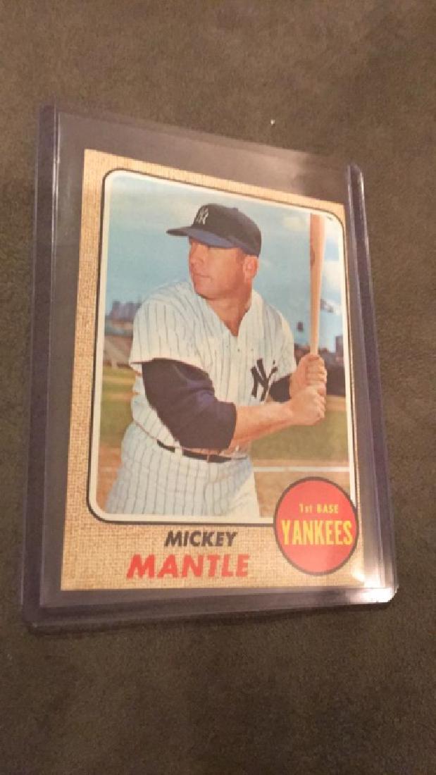 1968 topps Mickey Mantle vintage baseball card (1 of 2)