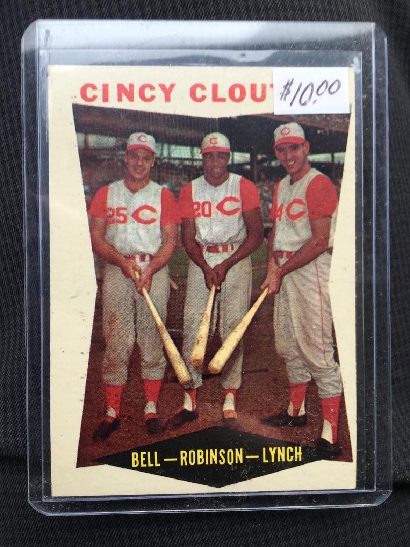 1960 TOPPS Baseball #352 CINCY CLOUTERS (F. ROBIN) (1 of 2)