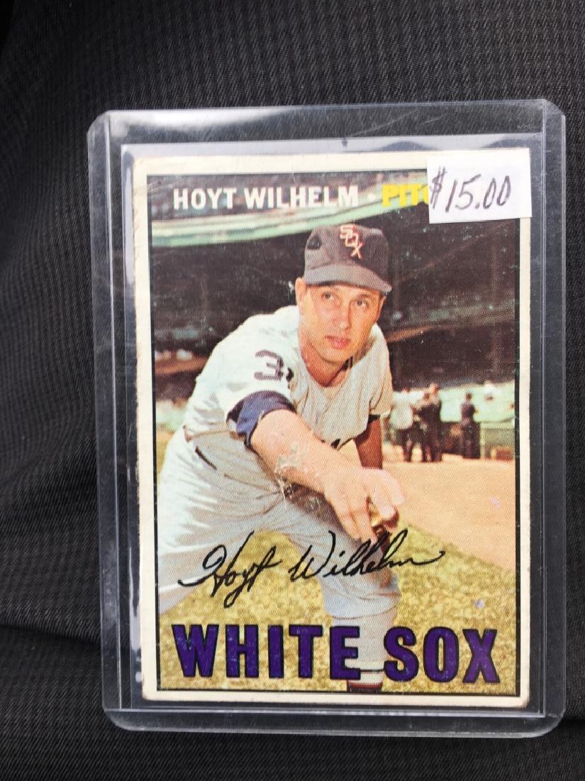 Hoyt Wilhelm 1967 Topps Card (1 of 2)