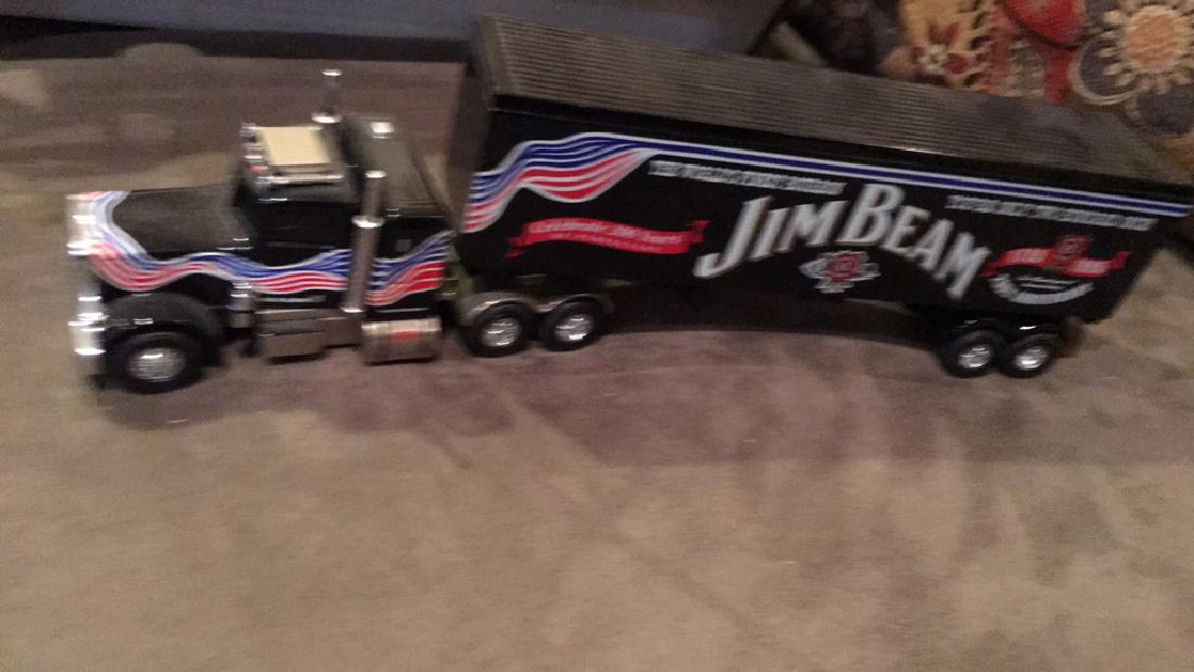 Jim Beam matchbox diecast metal tractor-trailer (1 of 3)