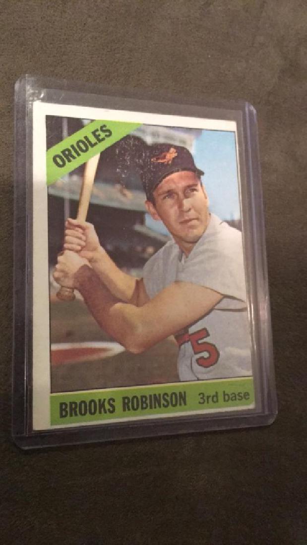 1966 tops Brooks Robinson: 1966 tops Brooks Robinson